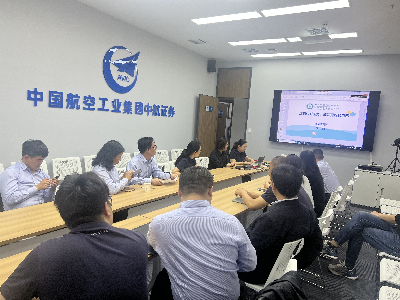 “六进”基层 筑牢群众心理健康防线——市八院组织专家开展心理健康科普系列活动
